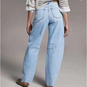 Women’s Buckle Jeans. Size 34 barrel horseshoe. Runs large. Washed/dried.